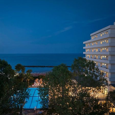 Serena Majestic Hotel มอนเตซิลวาโน ภายนอก รูปภาพ